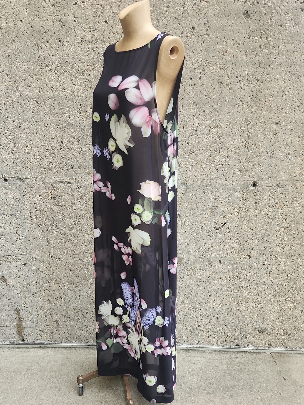 Ted Baker Black Floral Print Sleeveless Maxi Dress - Picture 4 of 9